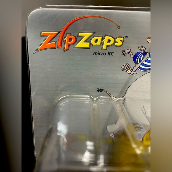 Zip Zaps Nickelodeon The Wild Thornberrys Movie Micro RC Starter Kit Upgrade - Picture 3 of 16